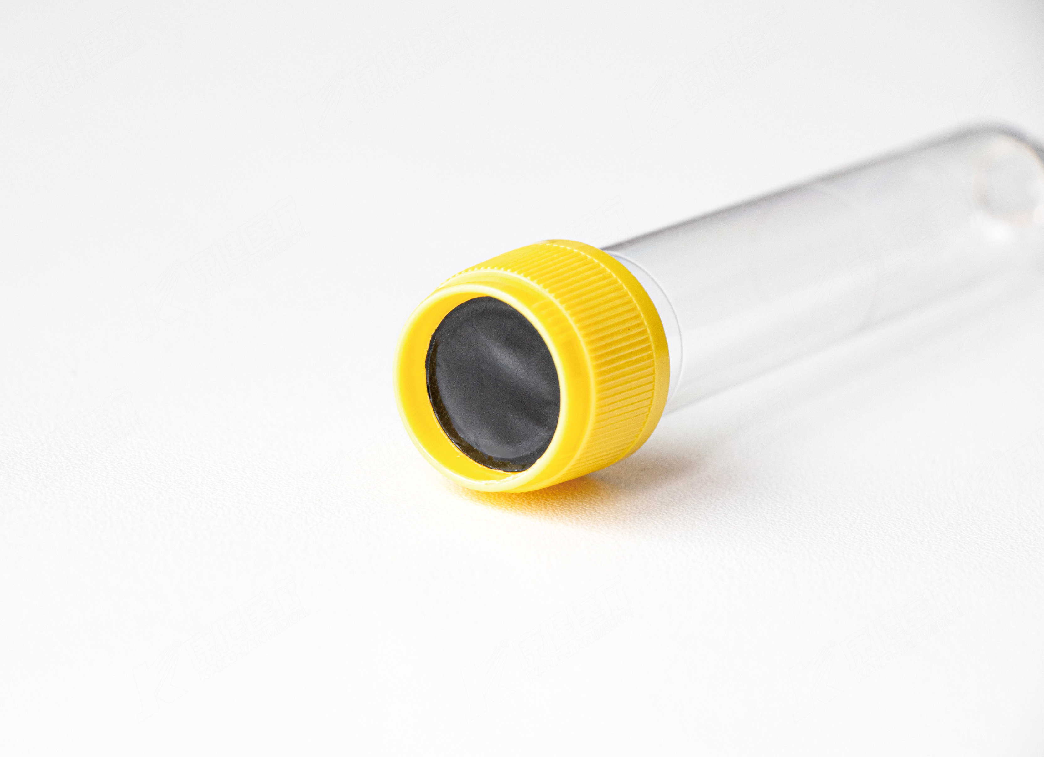 可穿刺尿沉渣管 B款铝箔式 10ml/12ml